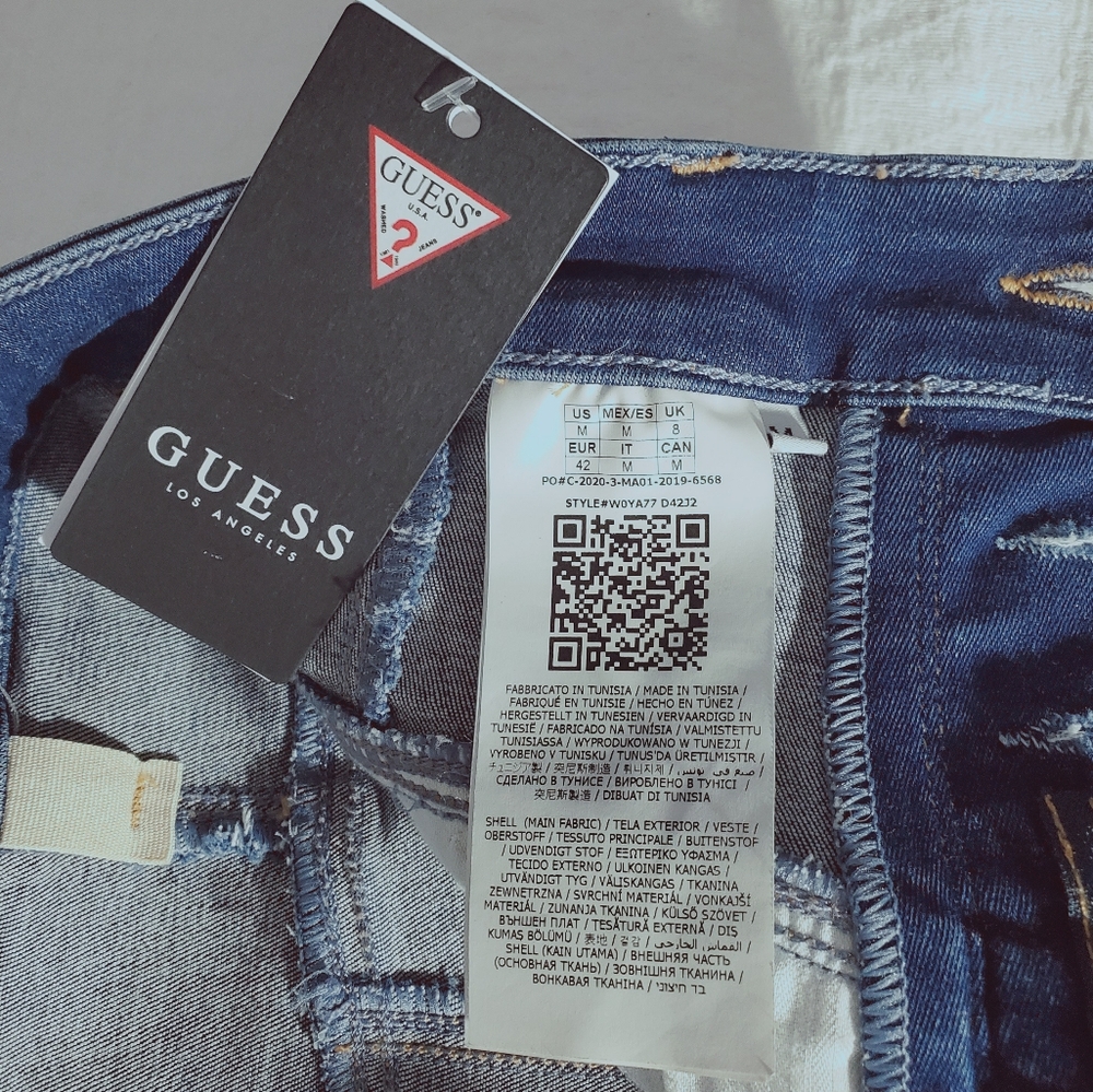 GUESS Jeanologia Retro High Rise V-Yoke Denim Jeans NWT - Picture 13 of 15